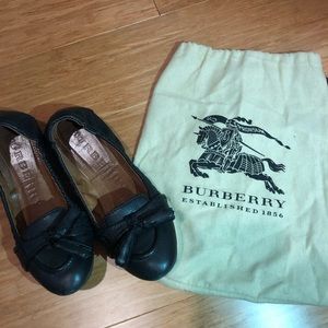 Burberry flats